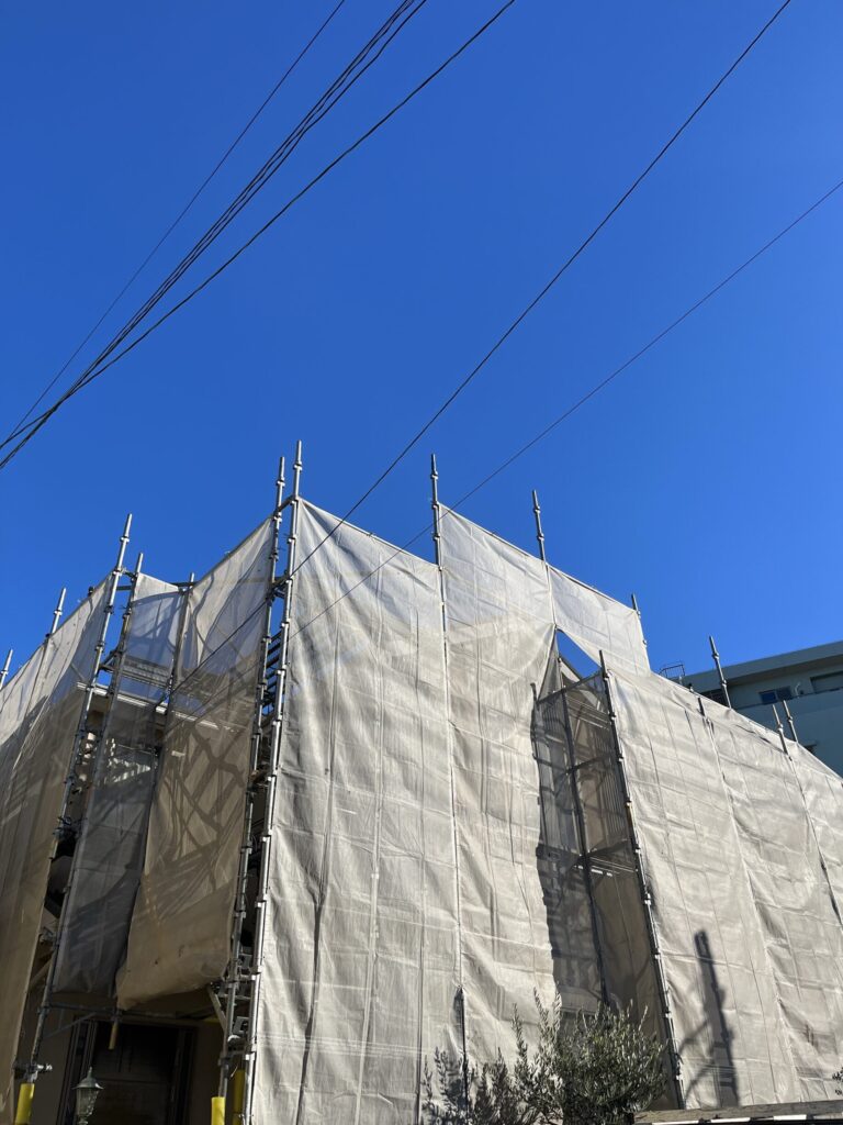 藤沢市片瀬にて屋根、外壁塗装工事
